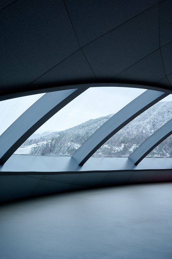 Impresivan restoran Iris s norveškog fjorda
