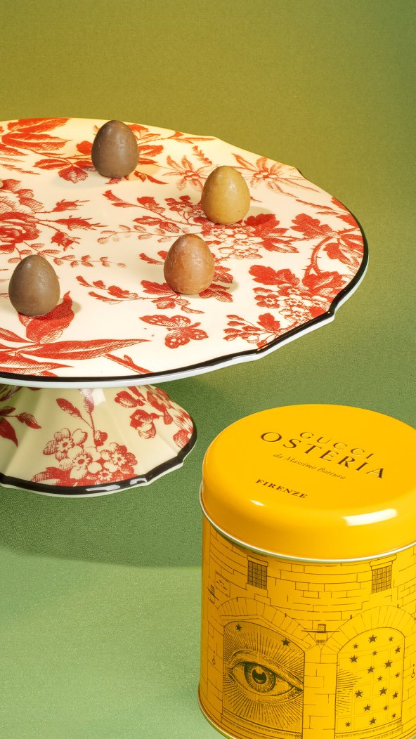 Uskrsne poslastice colomba i čokoladna jaja Gucci, Dolce&Gabbana i AT Pâtissier