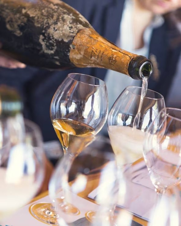 Luksuzno šampanjsko putovanje Veuve Clicquot na sjever Europe 