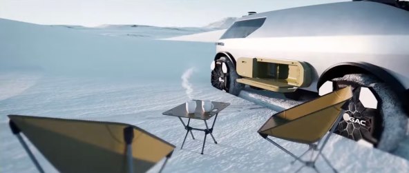 Električni kamper koji se kreće i prema zvijezdama