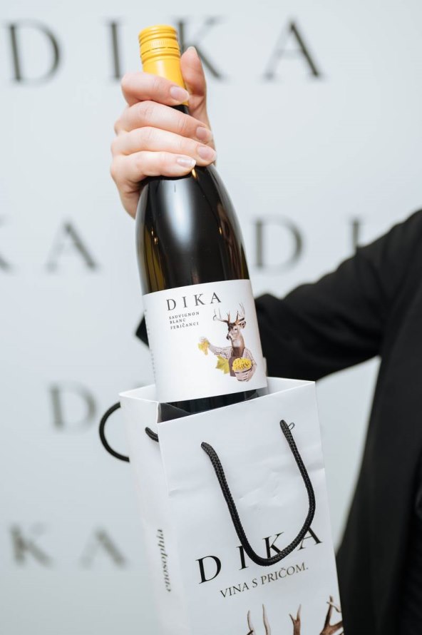 Vinarija Enosophia predstavila je liniju DIKA u novom ruhu