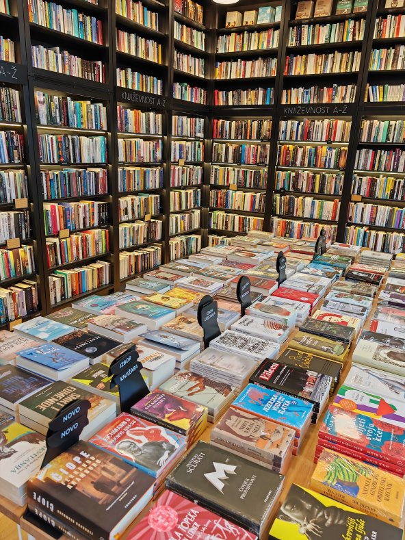 Neizostavni saveznik u vašem danu je pametni telefon Honor Magic5 Pro