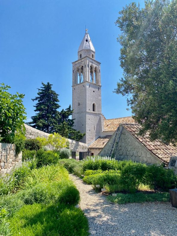 Vodimo vas u impresivni kompleks i oazu luksuza Lopud 1483