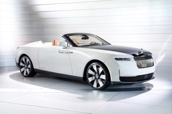 Predstavljamo novi jedinstveni model automobila Rolls-Royce Arcadia Droptail