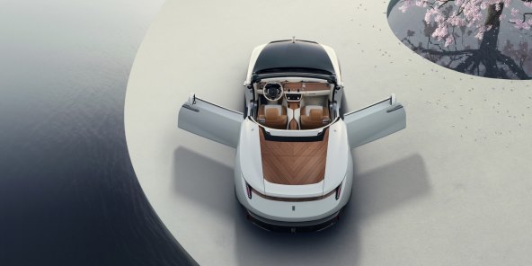 Predstavljamo novi jedinstveni model automobila Rolls-Royce Arcadia Droptail