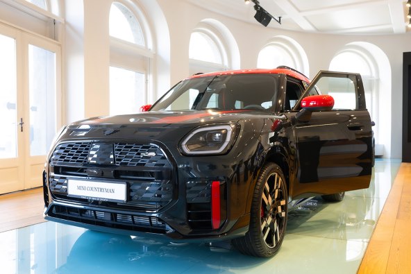 Ekskluzivna premijera dva posebna modela BMW Grupe