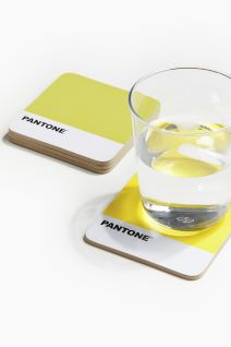 Odlična nova HM Home x Pantone kolekcija tanjura, zdjela i čaša