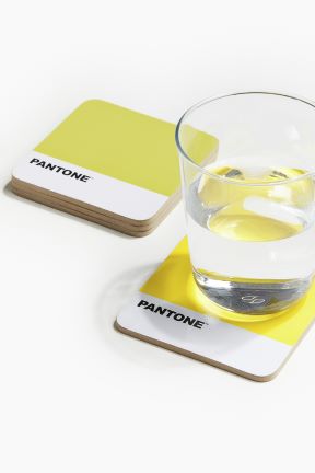 Odlična nova HM Home x Pantone kolekcija tanjura, zdjela i čaša