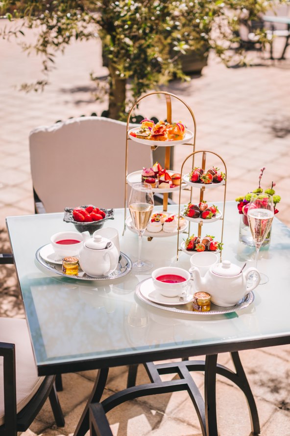 Dani slastica i koktela s domaćim jagodama u Esplanadi