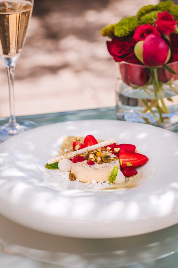 Dani slastica i koktela s domaćim jagodama u Esplanadi