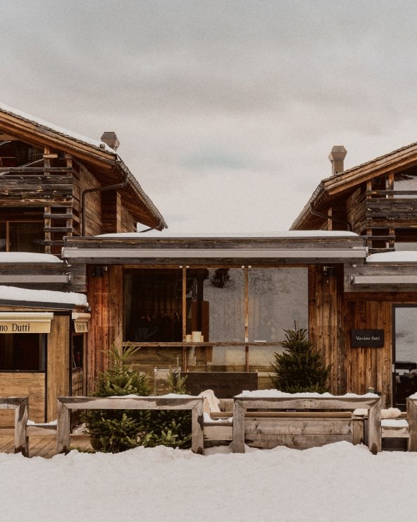 Massimo Dutti pop up store u Alpama