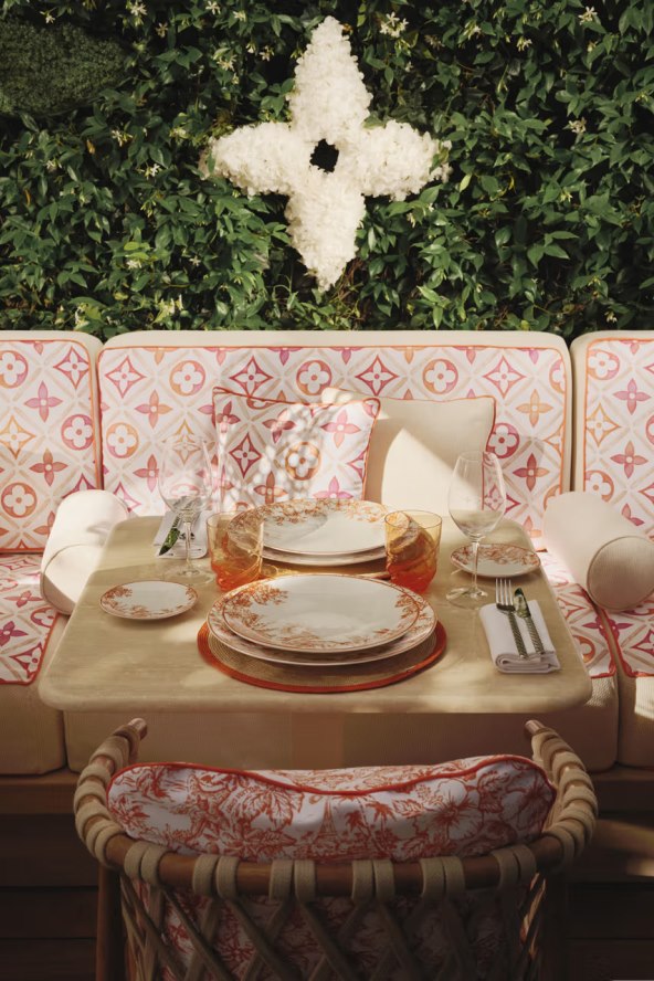 Louis Vuitton otvorio pop-up restoran u Saint-Tropezu