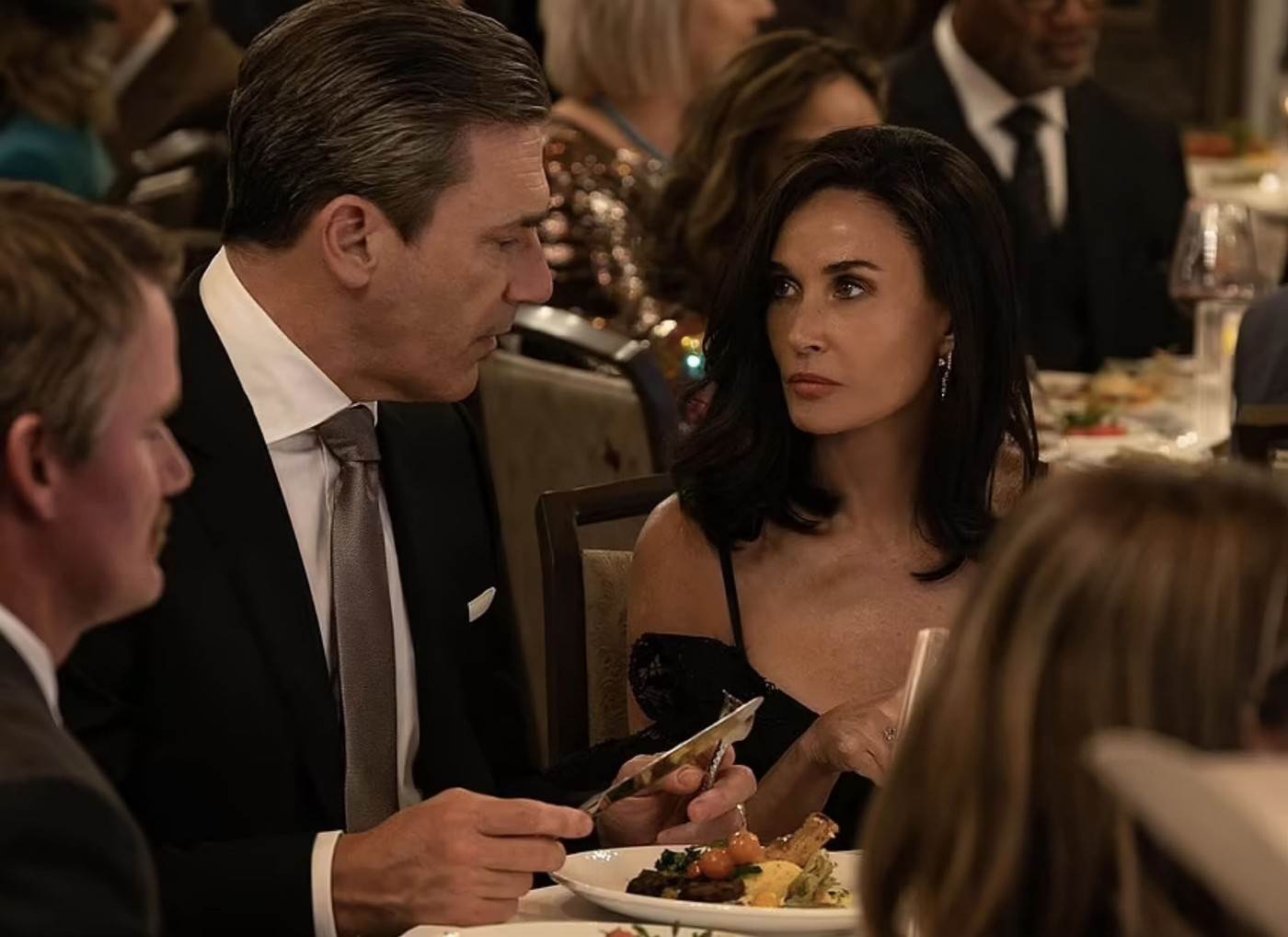 Jon Hamm zbog 17 godina mlađe glumice pogazio sve svoje riječi