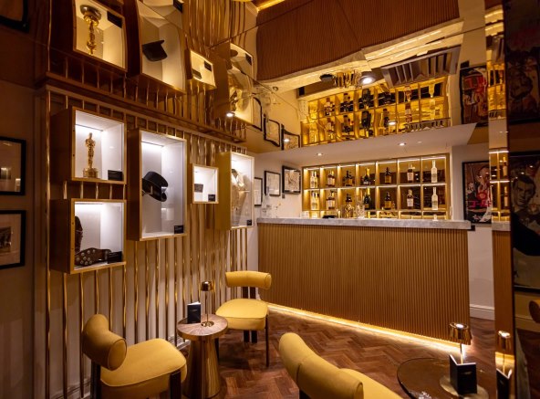 Prvi James Bond bar u Londonu