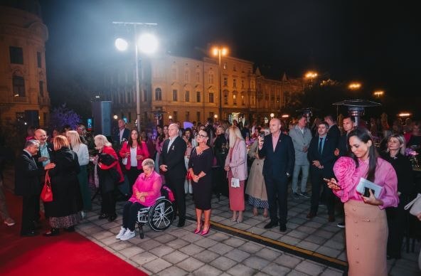 Mjesec ružičaste vrpce u hotelu Esplanade
