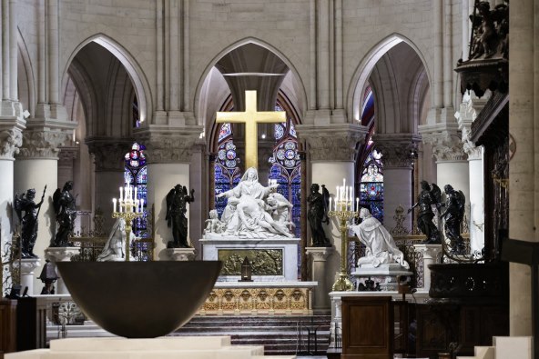 Otvara se katedrala Notre Dame u Parizu