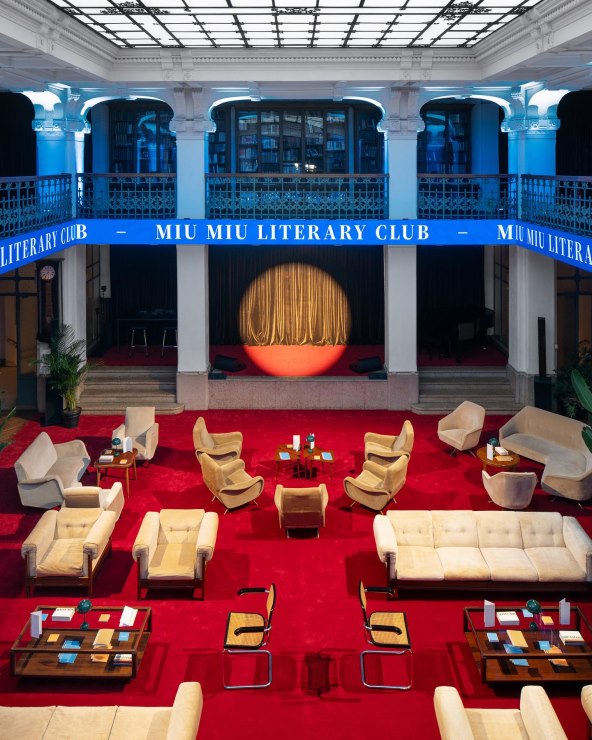U Milanu se održao Miu Miu književni klub