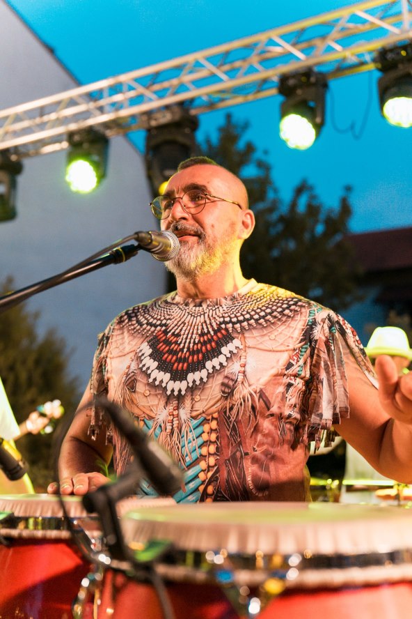 Cubismo i egzotične papige na rođendanu Botanist i Pablos bara