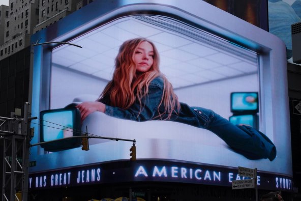 Sydney Sweeney kontroverzna reklama American Eagle, uloga u Vrag nosi Pradu 2 i novi filmovi