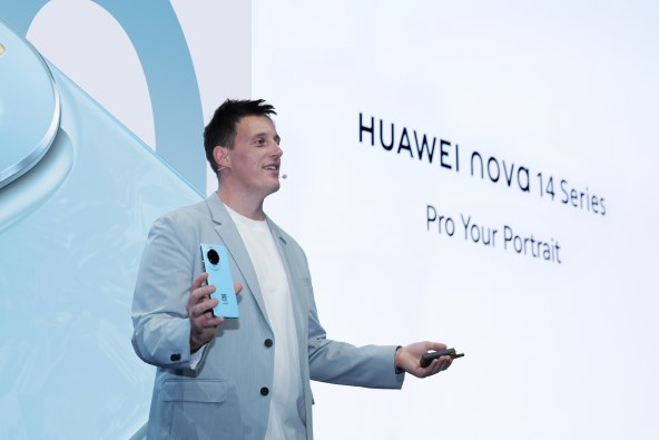 5- final nova 14发言人.jpg