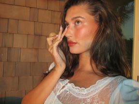 Hailey Bieber Rhode blush