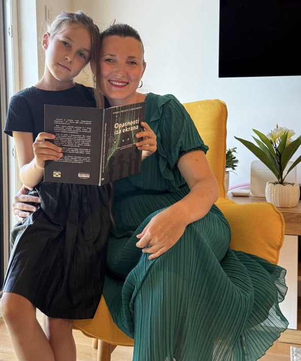 Mama Mihaela Trbojević napisala knjigu o opasnostima iza ekrana s 8-godišnjom kćeri