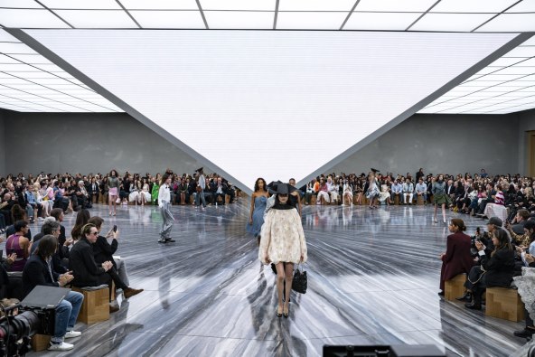 Dior SS26 Jonathan Anderson debi ženska kolekcija