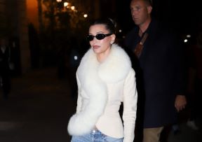 Hailey Bieber Pariz