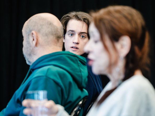 Praizvedba drame i promocija knjige Sin, majka i otac sjede za stolom i dugo šute u ZKM