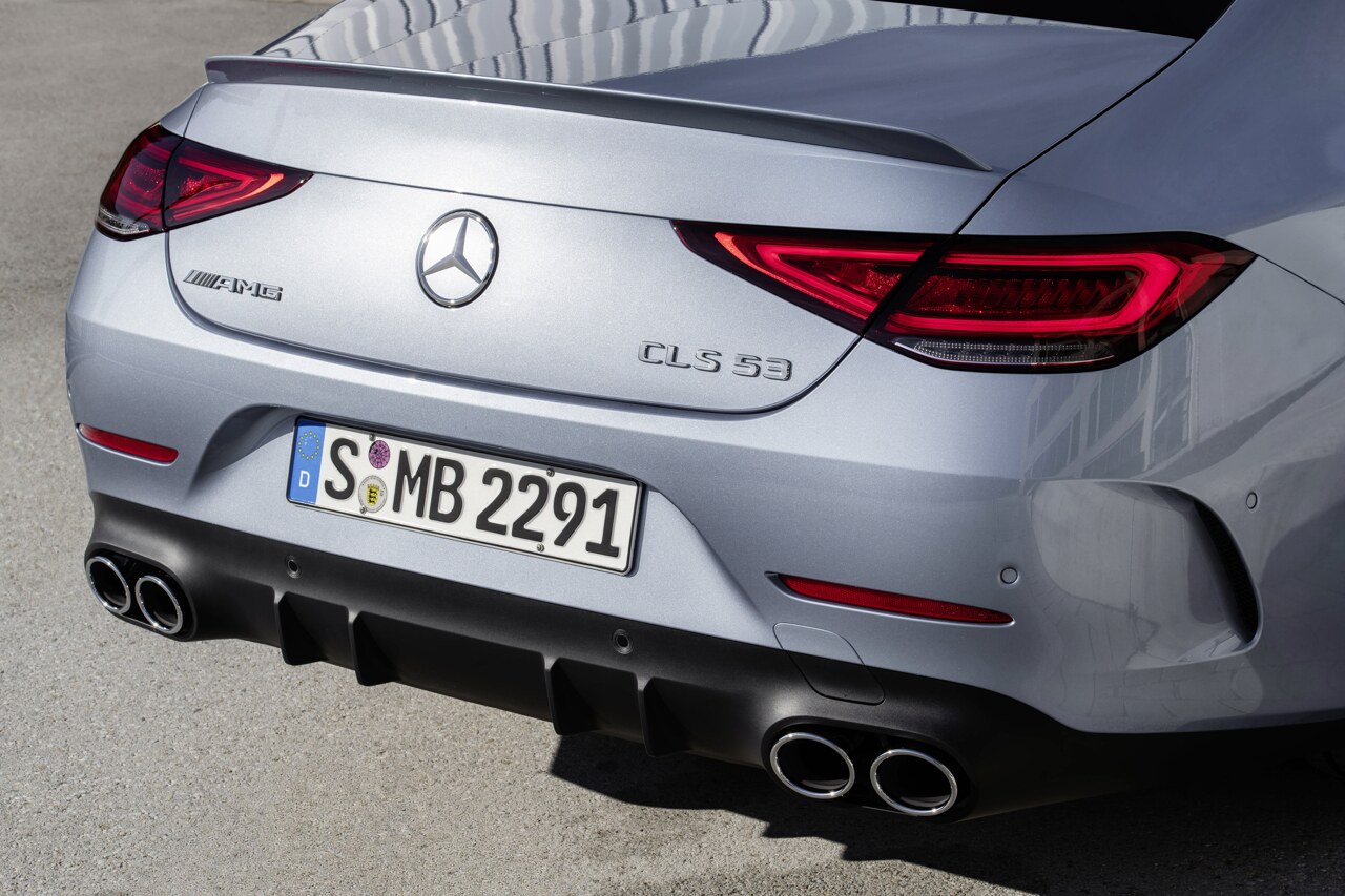 MERCEDES CLS: Uz automatsko parkiranje može sam zakočiti ako vozač ne reagira