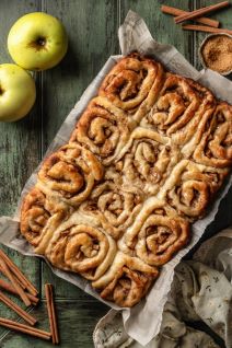 recept rolice jabuka cimet