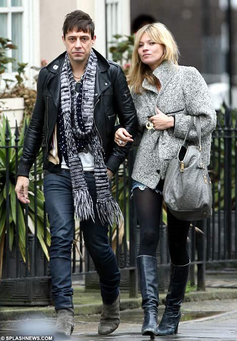 Kate Moss opsjedaju duhovi