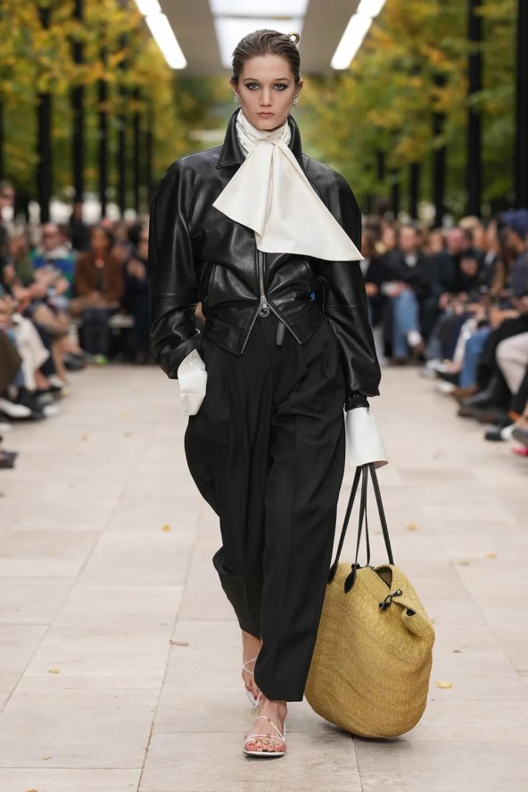 Celine SS26 Tjedan mode Pariz bijela košulja