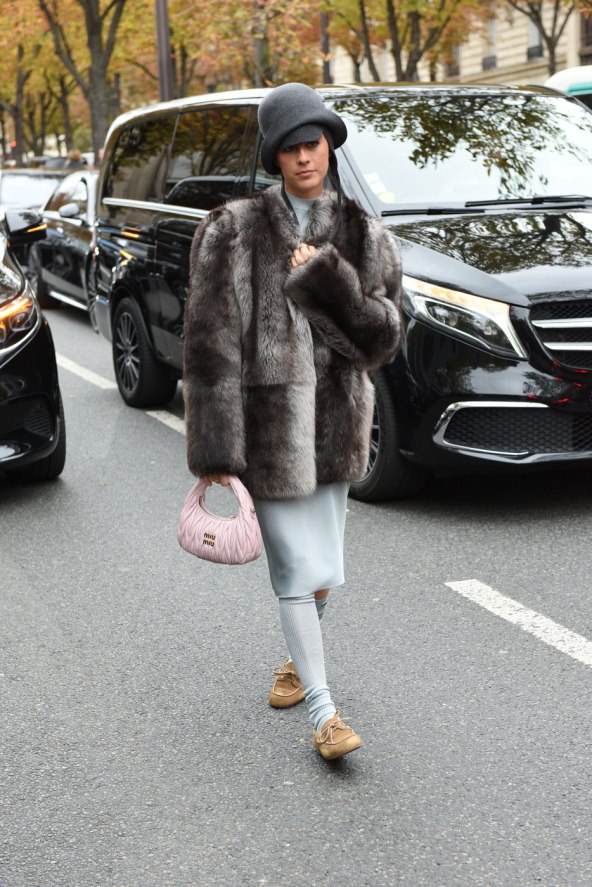 Street style modni trendovi jesen 2025