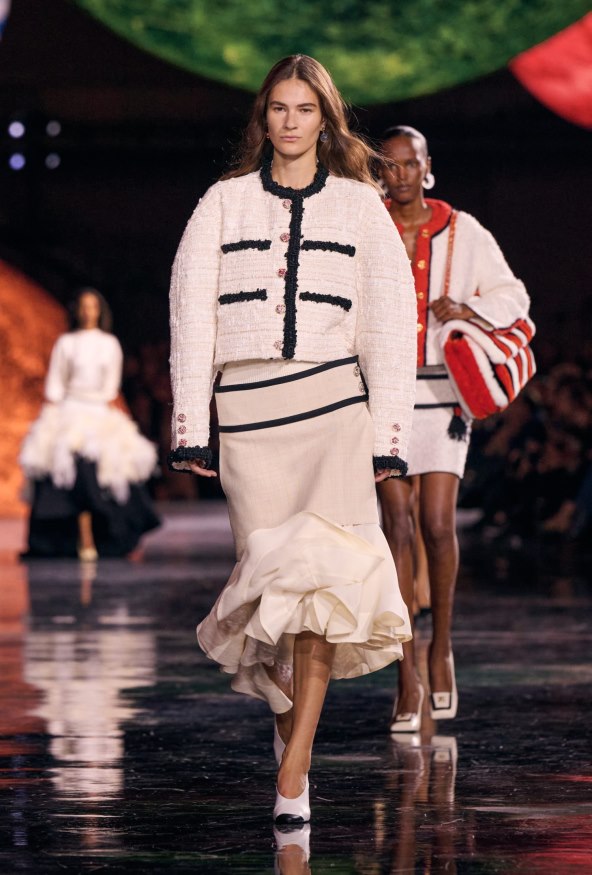 chanel_spring-summer-2026_copyright-chanel_look-53-LD.jpg