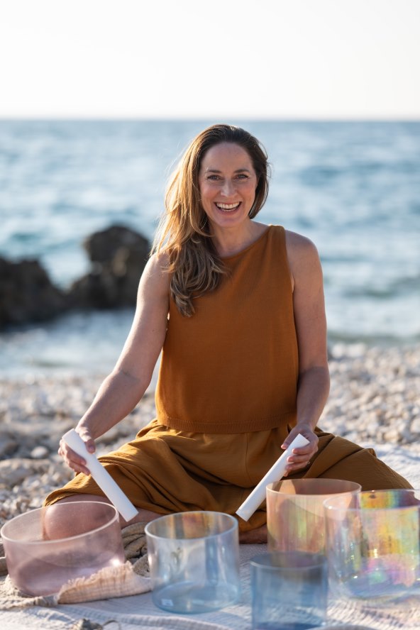 pjevačica i praktičarka zvukoterapije Michelle Rowsell