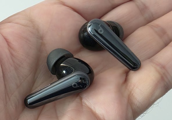 Soundcore Liberty 5 (1).jpg