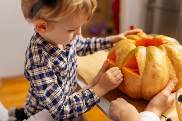 Roditelji u Hrvatskoj o Halloweenu za djecu zabava ili tradicija