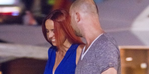 Boris ??urđević i Valerija Novak u šetnji hvarskom rivom.jpeg