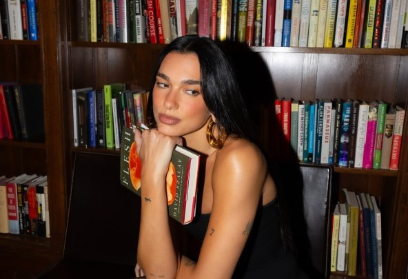 Dua Lipa Service95