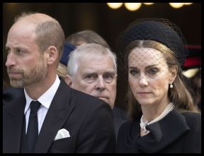 Princ William, princ Andrew i Kate Middleton