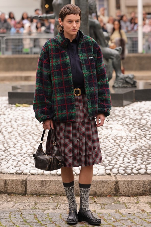 Pariz Tjedan mode listopad 2025 street style