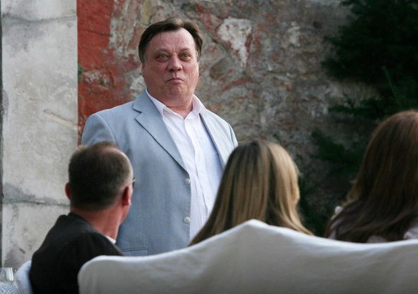 Halid Bešlić
