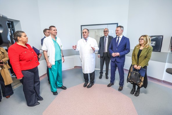 Kako izgleda obnovljeno rodilište u Petrovoj bolnici?