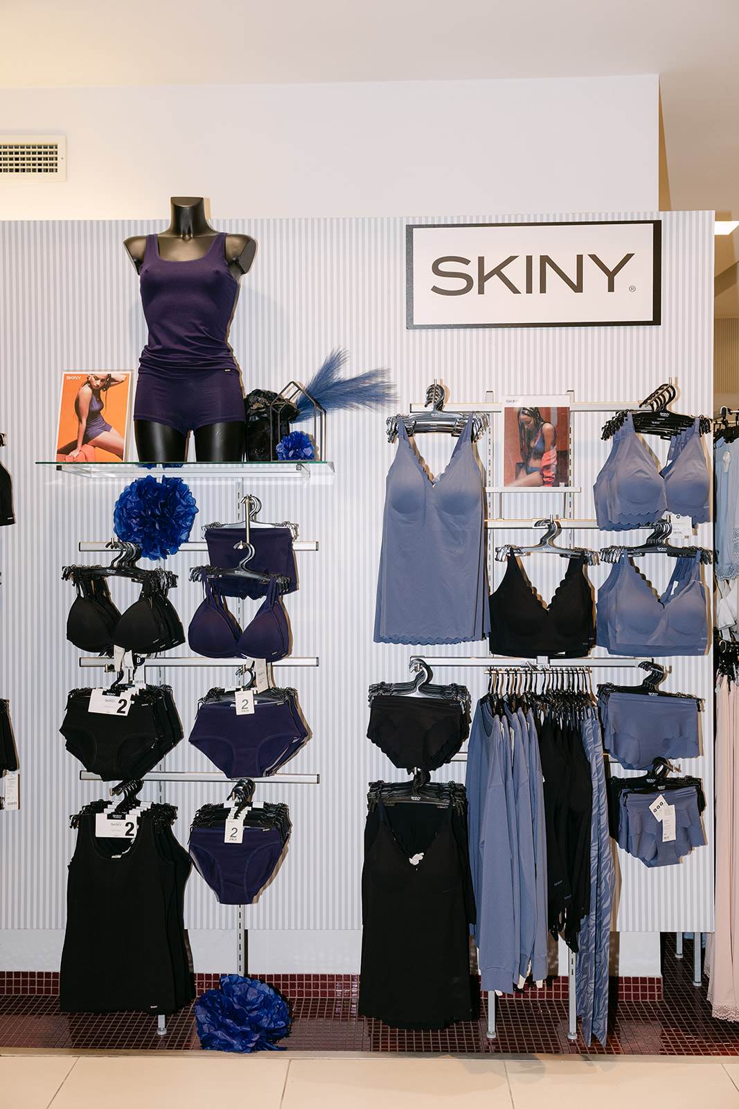 SKINY_11.jpg