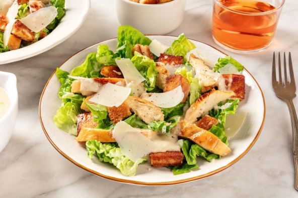 Salata s piletinom.jpg