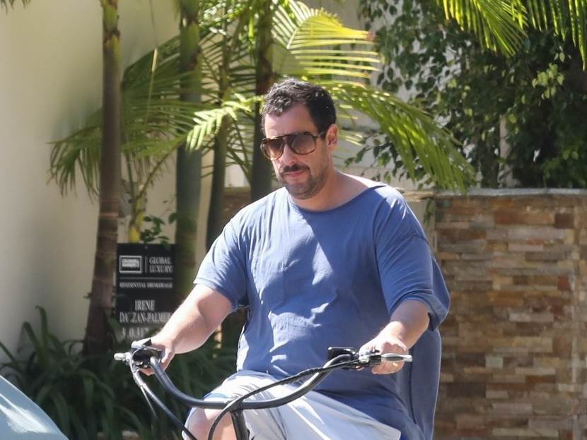Adam Sandler živi skromno unatoč milijunima na računu