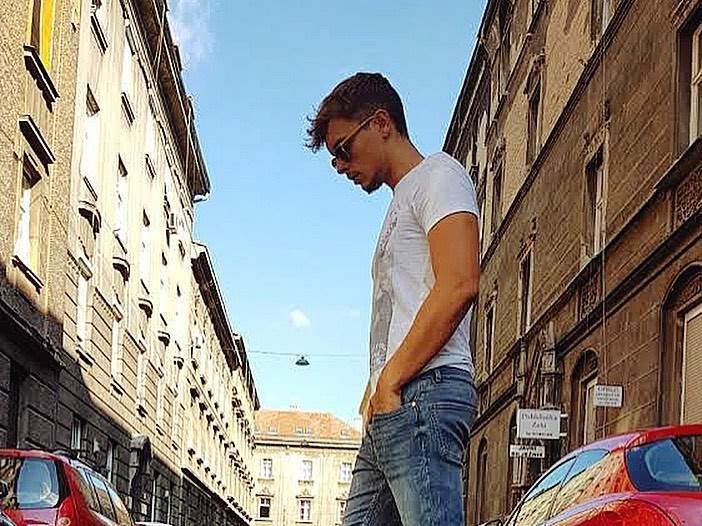 Marko Kutlić pjeva na ulici?