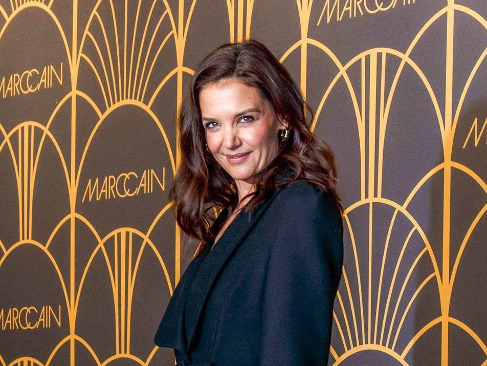 Katie Holmes objavila fotografiju sa sestrama
