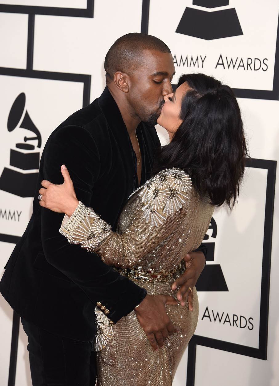 Kim Kardashian pokazuje sve svoje atribute